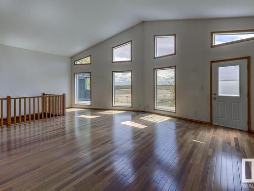 25018 Richfield Drive, Rural Sturgeon County, AB - Indoor