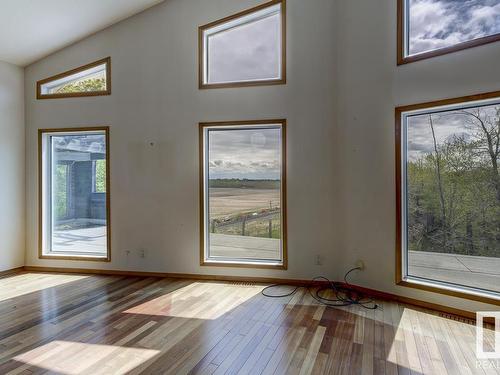 25018 Richfield Drive, Rural Sturgeon County, AB - Indoor Photo Showing Other Room