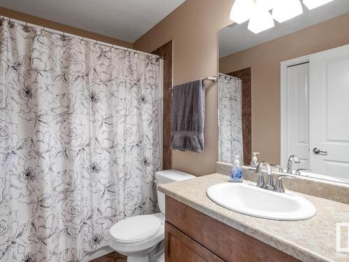 28 Snowbird Cr, Leduc, AB 