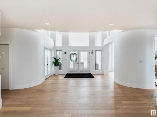 329 Estate Drive, Sherwood Park, AB - Indoor Photo Showing Dining Room