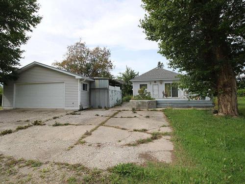 5105 50 Street, Rimbey, AB - Outdoor