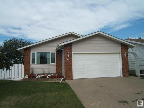 5621 48 Street, Vegreville, AB - Outdoor