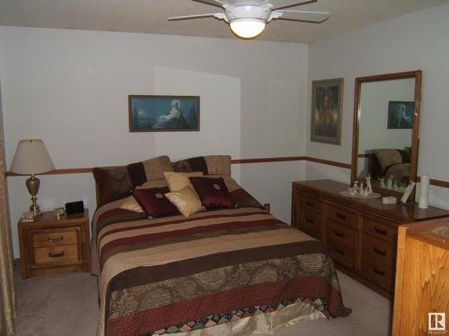 5621 48 Street, Vegreville, AB - Indoor Photo Showing Dining Room