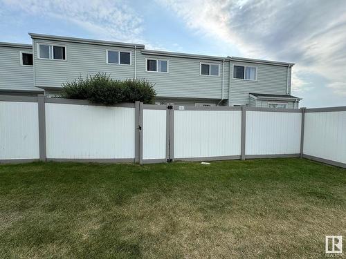 165 Dickinsfield Co Nw, Edmonton, AB 