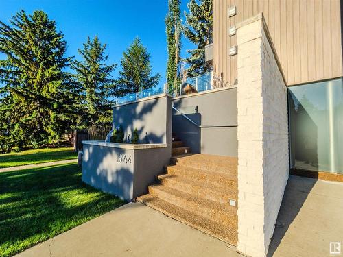 15164 49 Av Nw, Edmonton, AB 