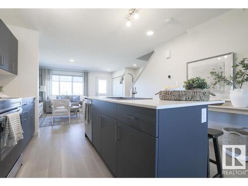 644 174 Avenue, Edmonton, AB - Indoor Photo Showing Kitchen