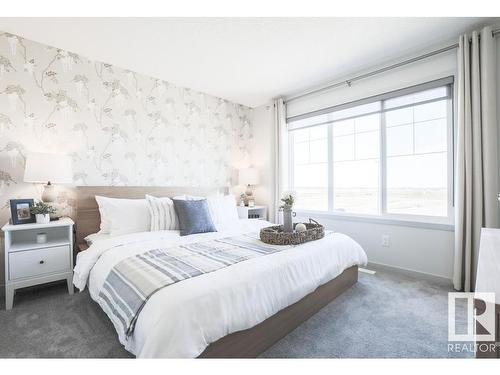 644 174 Avenue, Edmonton, AB - Indoor Photo Showing Bedroom