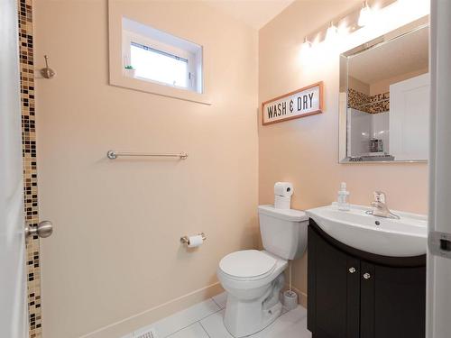 11436 97 Street, Edmonton, AB - Indoor Photo Showing Bathroom