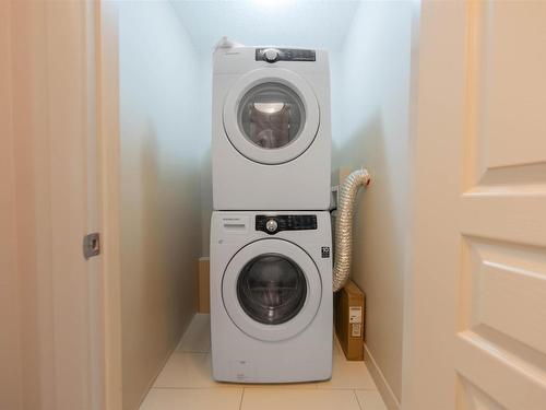 11436 97 Street, Edmonton, AB - Indoor Photo Showing Laundry Room