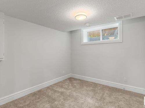 14022 105 Av Nw, Edmonton, AB 