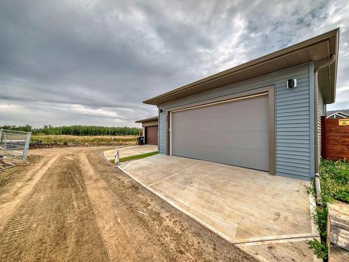 23 Emerald Wy E, Spruce Grove, AB 