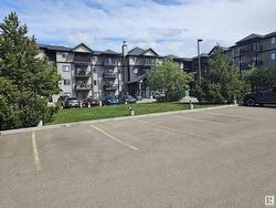 #122 14808 125 ST NW  Edmonton, AB T5X 0G1