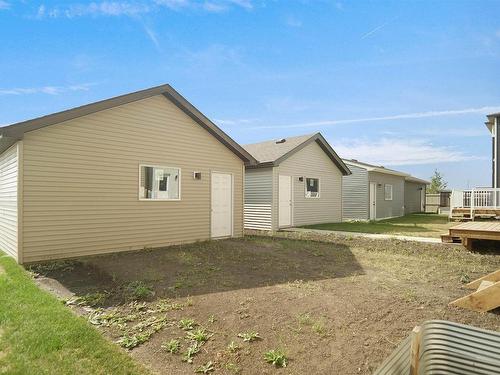 7011 52 Av, Beaumont, AB 