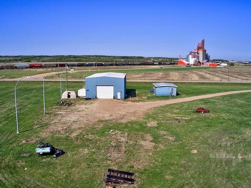 5901 195 Range Road, Lamont, AB 