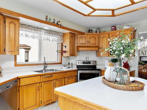 6 Baker Place, Leduc, AB - Indoor Photo Showing Kitchen With Double Sink