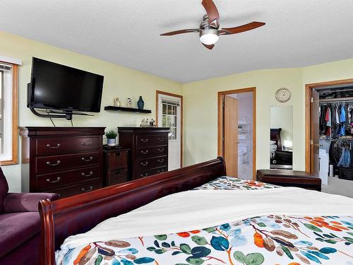 6 Baker Place, Leduc, AB - Indoor Photo Showing Bedroom