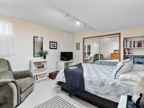 6 Baker Place, Leduc, AB - Indoor Photo Showing Bedroom