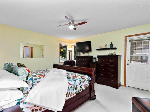 6 Baker Place, Leduc, AB - Indoor Photo Showing Bedroom