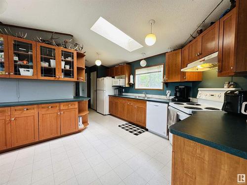 6 45522 Twp Rd 593A, Rural Bonnyville M.D., AB - Indoor Photo Showing Kitchen