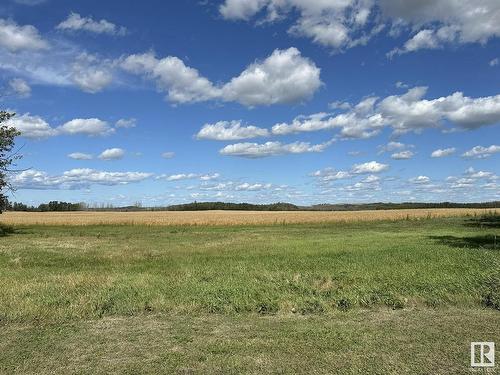 17066 592 Township Rd, Rural Smoky Lake County, AB 