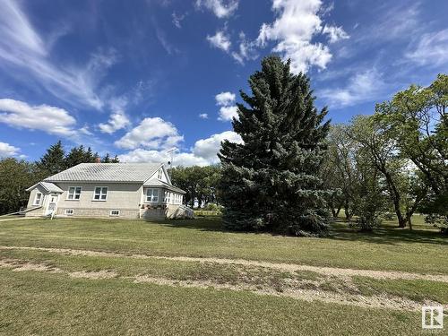 17066 592 Township Rd, Rural Smoky Lake County, AB 