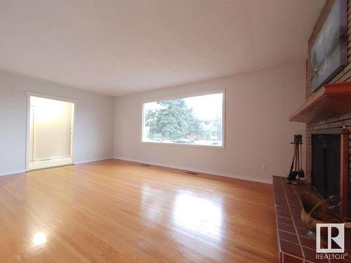 8714 160 Street, Edmonton, AB - Indoor Photo Showing Other Room