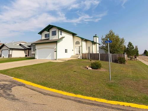 5901 44A St, Vegreville, AB 