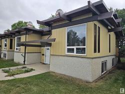 226 RICHFIELD RD NW  Edmonton, AB T6K 0K4