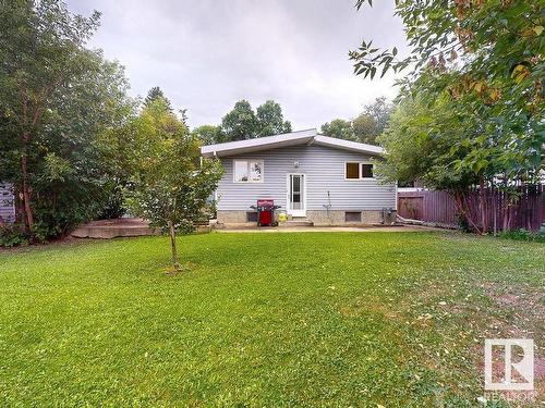 2 Fawcett Cr, St. Albert, AB 