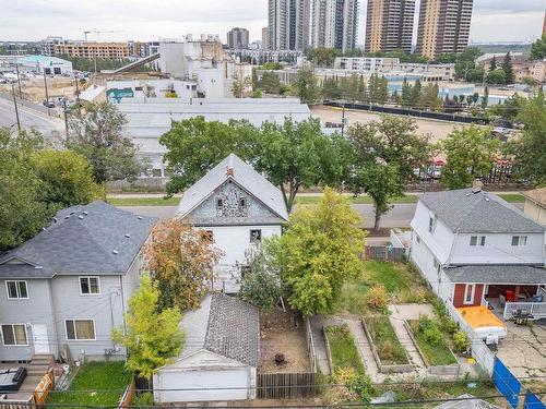 10722 92 Street, Edmonton, AB - Outdoor With View