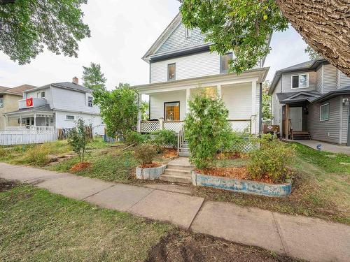 10722 92 Street, Edmonton, AB - Outdoor