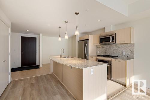 414 2606 109 Street, Edmonton, AB - Indoor Photo Showing Kitchen With Upgraded Kitchen