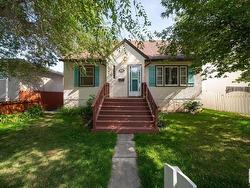 6213 106 ST NW  Edmonton, AB T6H 2V1