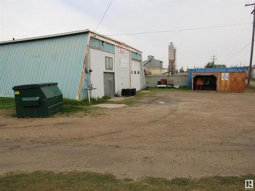 6117 48 St, Barrhead, AB 