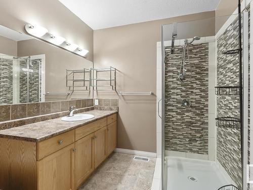 105 801 11 Street, Cold Lake, AB - Indoor Photo Showing Bathroom