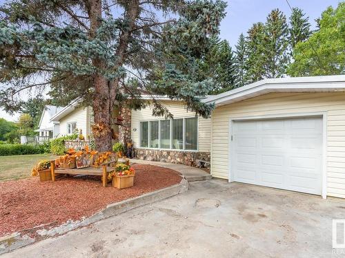 5314 51 Av, Andrew, AB 