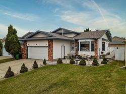 15712 77 ST NW  Edmonton, AB T5Z 2R8