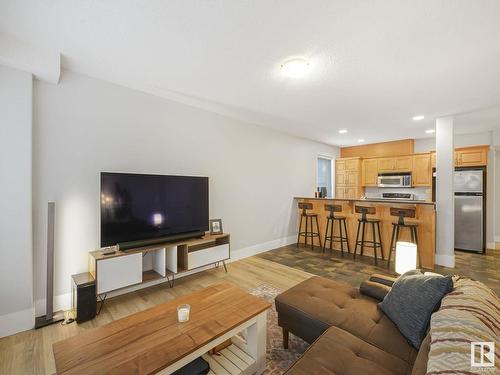 8028 109 Street, Edmonton, AB - Indoor Photo Showing Living Room