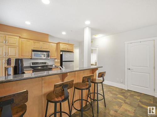 8028 109 Street, Edmonton, AB - Indoor Photo Showing Kitchen