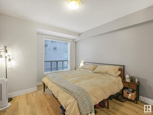 8028 109 Street, Edmonton, AB - Indoor Photo Showing Bedroom