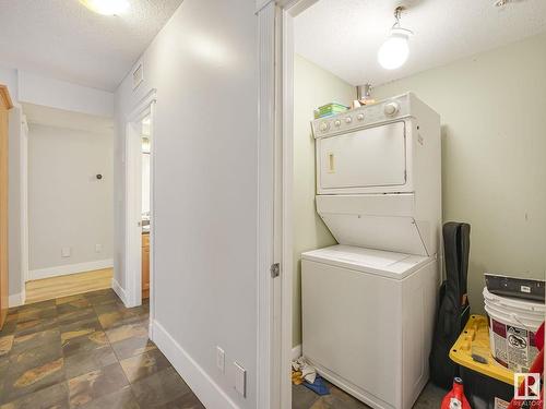 8028 109 Street, Edmonton, AB - Indoor Photo Showing Laundry Room