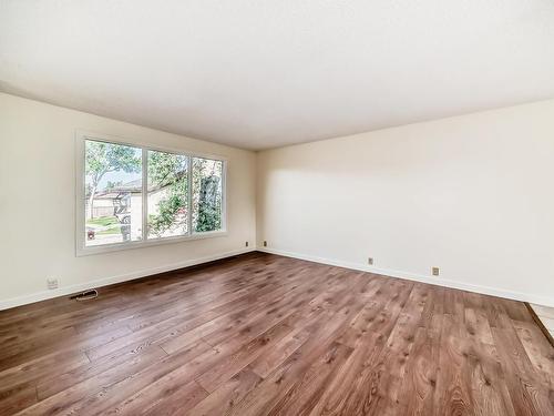 12627 161 Avenue, Edmonton, AB - Indoor Photo Showing Other Room