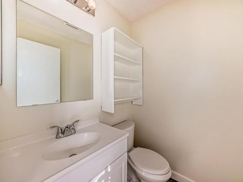 12627 161 Avenue, Edmonton, AB - Indoor Photo Showing Bathroom