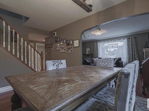 5112 53 Av, Stony Plain, AB 