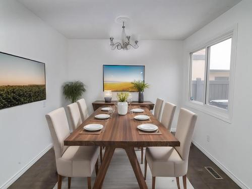 2730 136A Avenue, Edmonton, AB - Indoor Photo Showing Dining Room