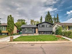 6912 12 AV NW NW  Edmonton, AB T6K 3P9