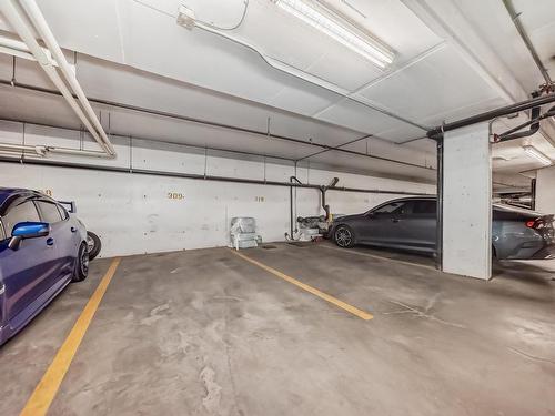 426 1520 Hammond Gate, Edmonton, AB - Indoor Photo Showing Garage