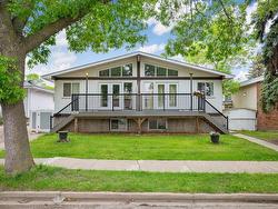 11828/11830 45 ST NW  Edmonton, AB T5W 2T4