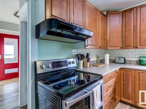 11437 94 Street, Edmonton, AB - Indoor Photo Showing Kitchen