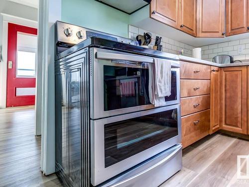 11437 94 Street, Edmonton, AB - Indoor Photo Showing Kitchen